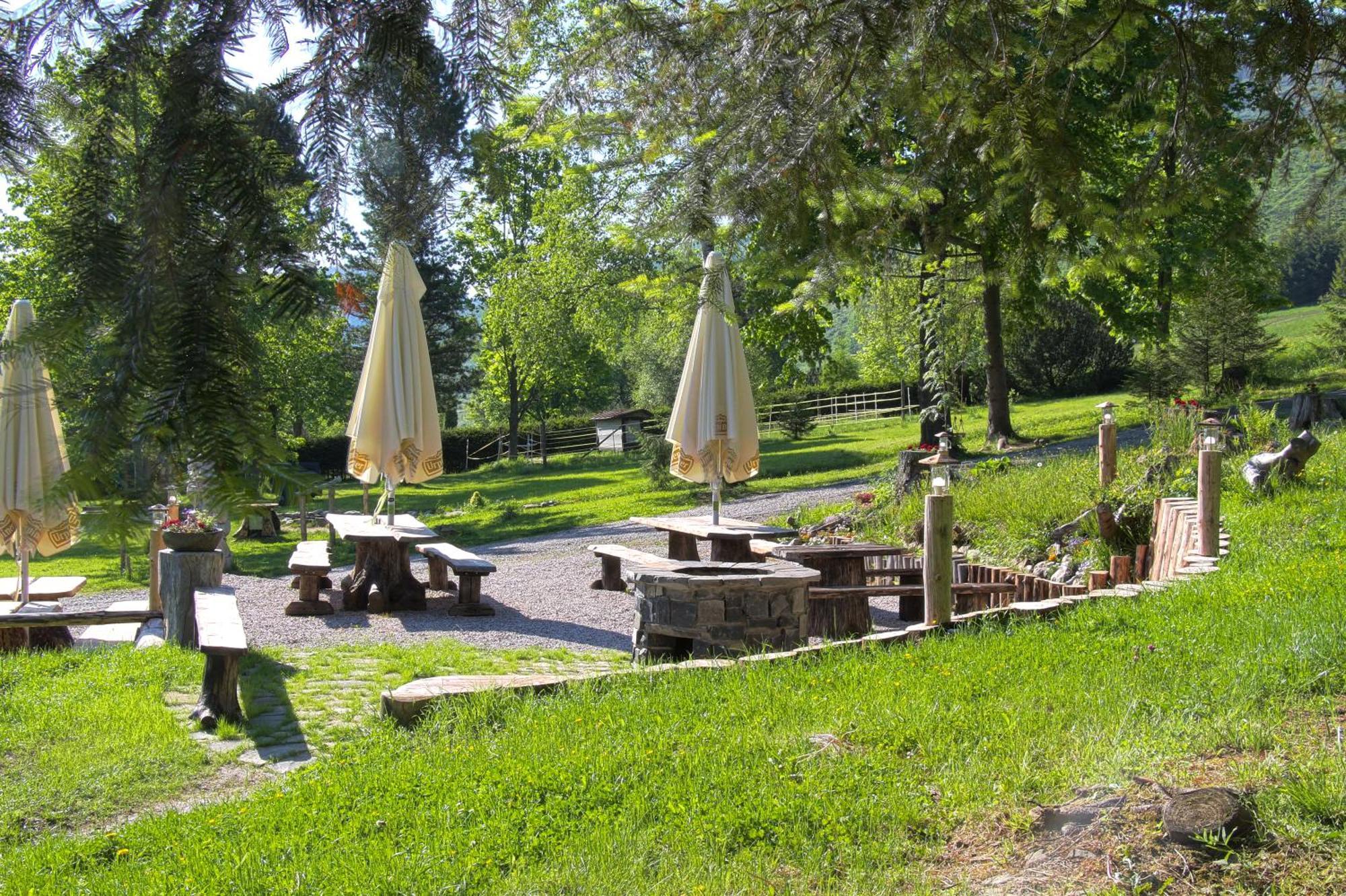 Chata Baba Yaga Zdiar Exterior photo